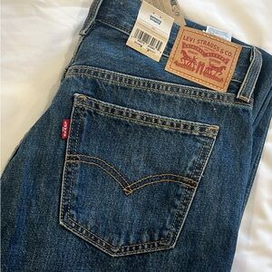 Levi’s low pro jean.  Size 26